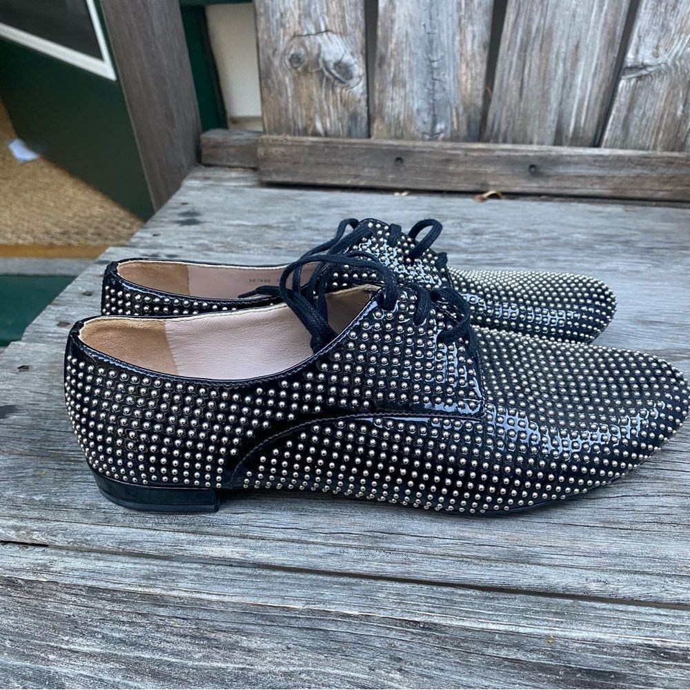 Miu Miu Patent Leather Studded Accents Oxfords Size: 6 | US6, 1T36